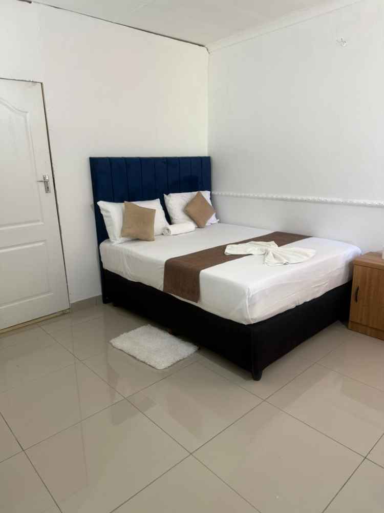 Hotel Crystal Palace product image